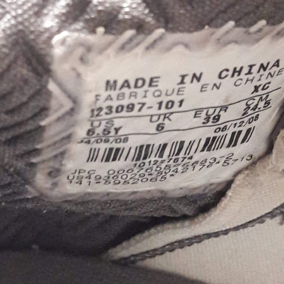 Air Jordan Olympia size 6y - Picture 4 of 4